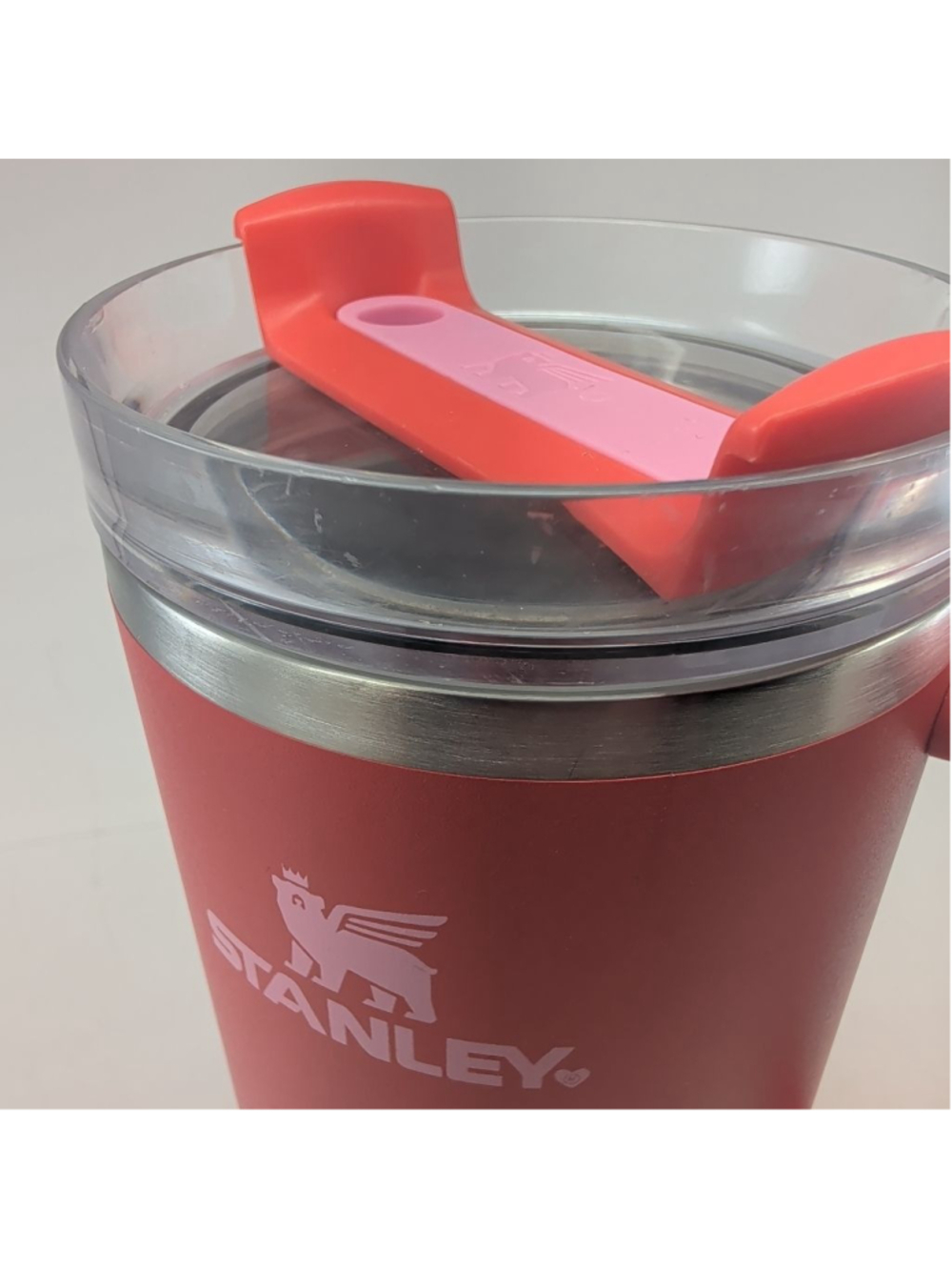 Stanley 40 oz quencher Red & Pink Water Bottle - Picture 2 of 5